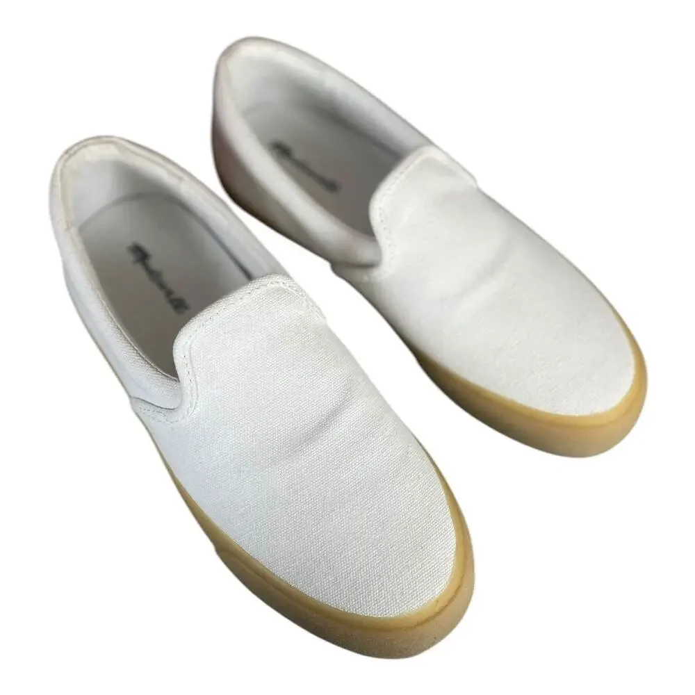 Madewell Unisex Sidewalk Slip On Sneakers In Recycled Canvas With Gum Bottoms